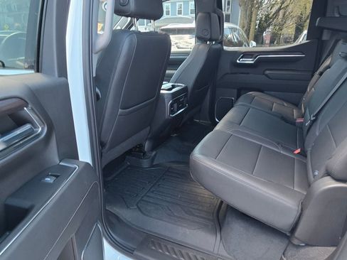 Used 2023 GMC Sierra 1500 SLT w/ SLT Premium Plus Package AWD/4WD image 23