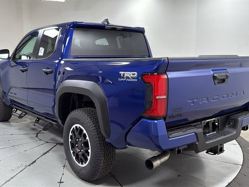 New 2025 Toyota Tacoma TRD Off-Road image 7