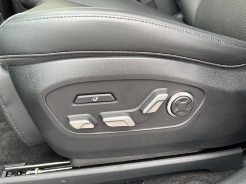 New 2026 Hyundai Ioniq 9 Limited image 22