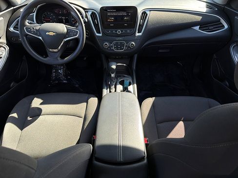 Used 2024 Chevrolet Malibu LT FWD image 8
