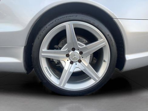 Used 2009 Mercedes-Benz SL 550 SL 550 2D Convertible image 8