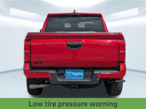 Used 2025 Toyota Tacoma TRD Sport AWD/4WD image 6