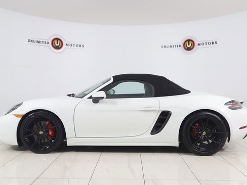 Used 2017 Porsche 718 Boxster S RWD image 69