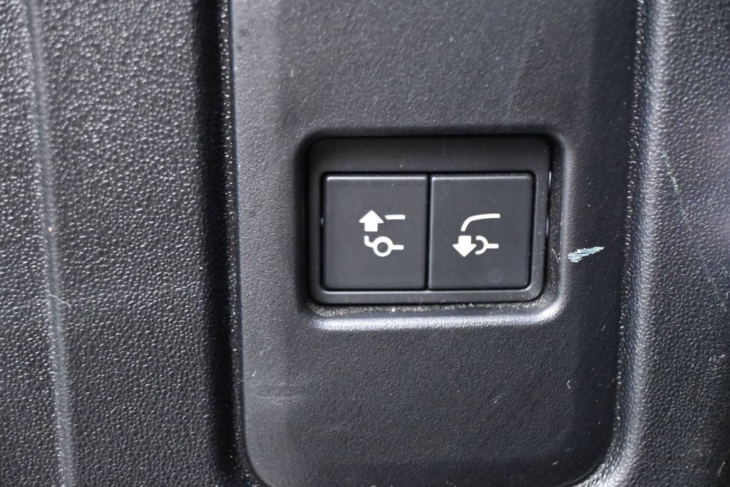 Used 2024 Land Rover Defender 130 S AWD/4WD image 28