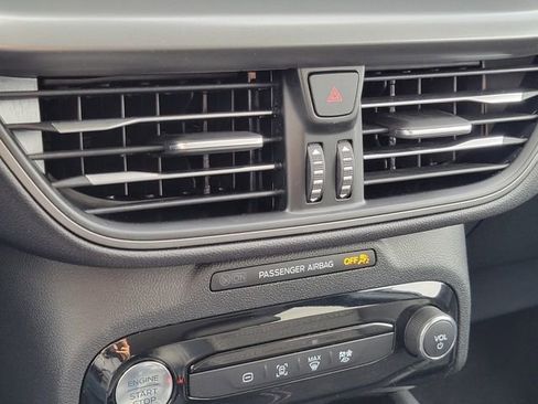 Used 2025 Ford Escape Base image 22