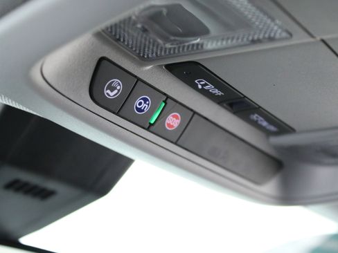 Used 2024 Chevrolet Equinox LT w/ LPO, Floor Liner Package AWD/4WD image 20