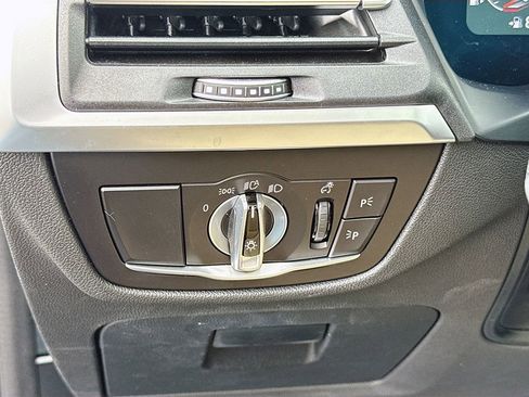 Used 2023 BMW X3 xDrive30i w/ Convenience Package image 30