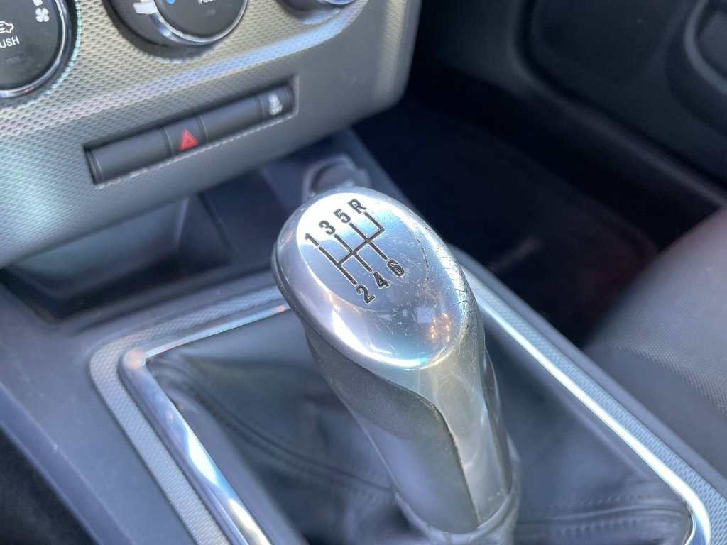 Used 2013 Dodge Challenger R/T RWD image 41