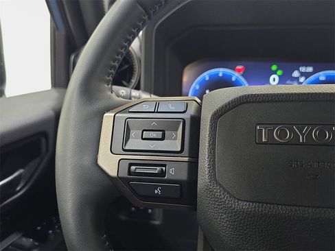 Used 2025 Toyota Land Cruiser image 19