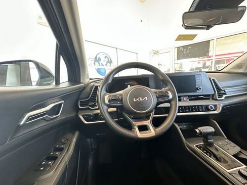 Certified 2023 Kia Sportage LX image 13