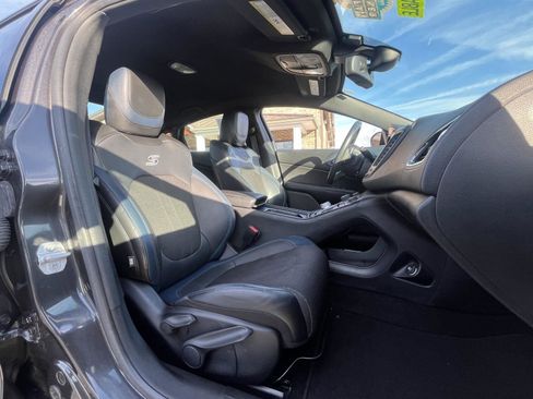 Used 2016 Chrysler 200 S w/ Comfort Group image 14