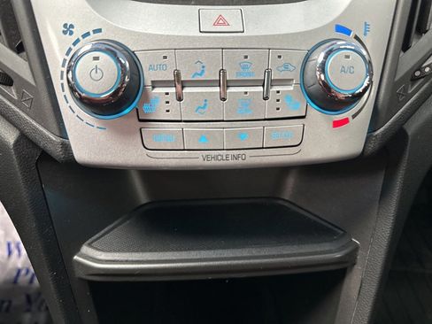 Used 2016 Chevrolet Equinox LT w/ Convenience Package image 28