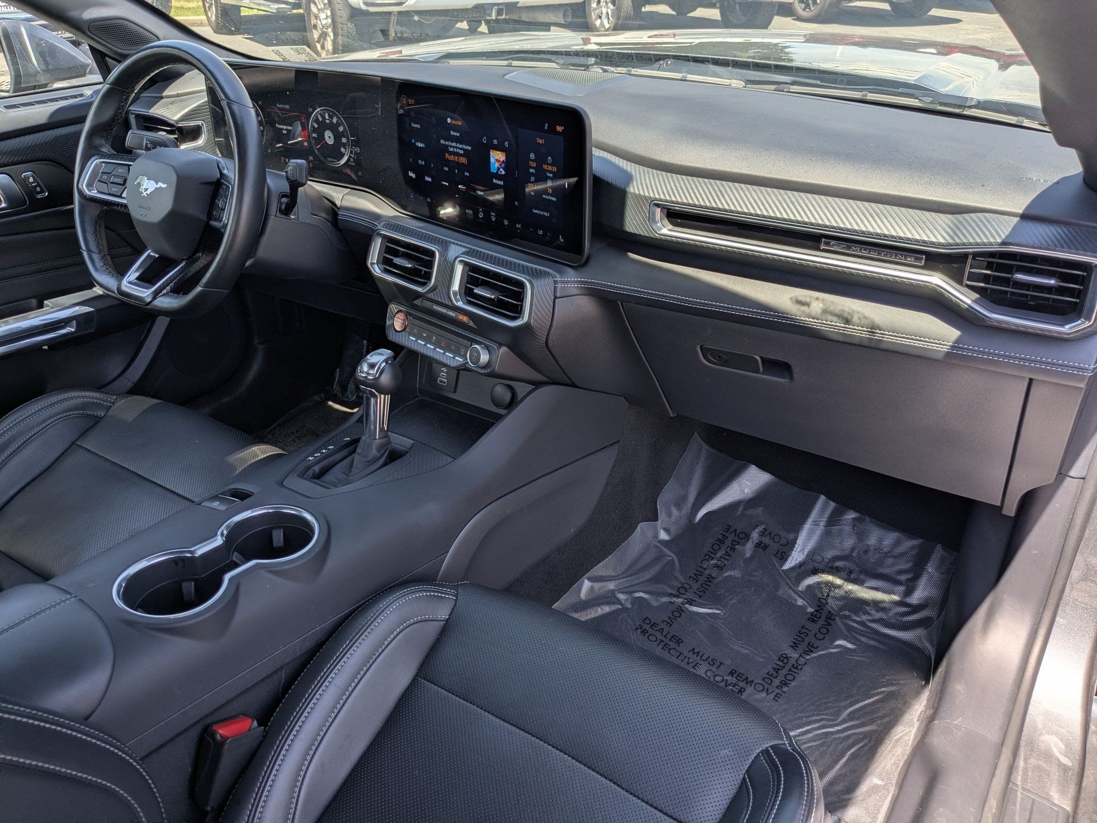 Used 2025 Ford Mustang GT Premium RWD image 32