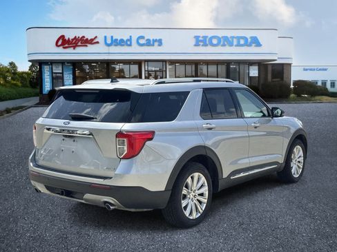 Used 2021 Ford Explorer Limited w/ Equipment Group 301A AWD/4WD image 5