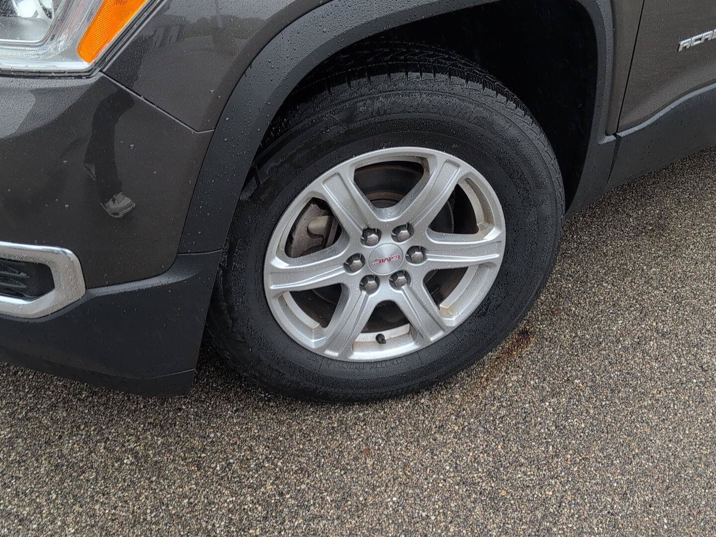 Used 2019 GMC Acadia SLE AWD/4WD image 12