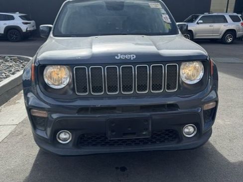 Used 2020 Jeep Renegade Latitude w/ Cold Weather Group image 16