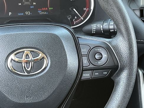 Used 2025 Toyota RAV4 XLE FWD image 14
