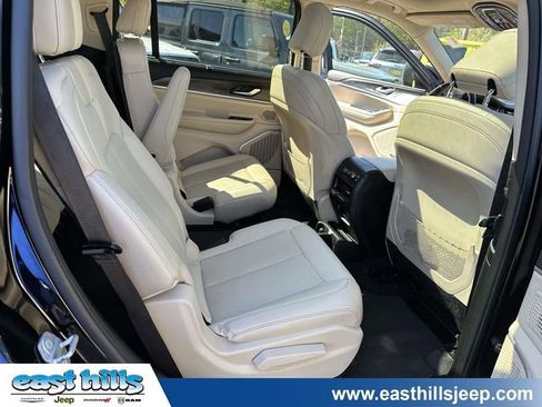 Certified 2021 Jeep Grand Cherokee L Limited w/ Luxury Tech Group II AWD/4WD image 23