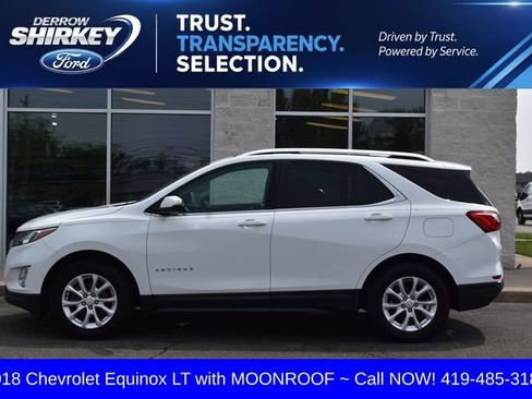 Used 2018 Chevrolet Equinox LT w/ Sun & Infotainment Package FWD image 2