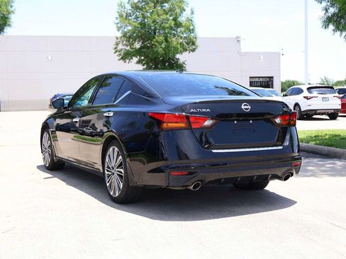 Used 2023 Nissan Altima 2.5 SL FWD image 4