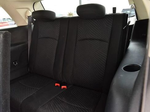 Used 2018 Dodge Journey SE w/ Blacktop Package FWD image 19