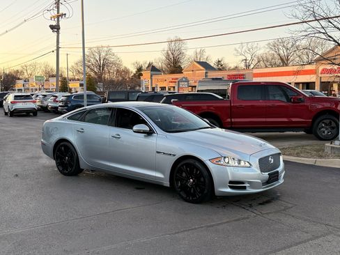 Used 2015 Jaguar XJ Supercharged image 15