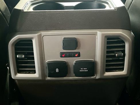 Used 2022 Ford F250 King Ranch w/ King Ranch Ultimate Package AWD/4WD image 27