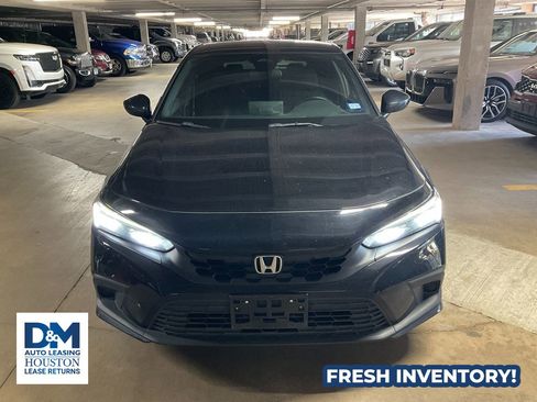 Used 2022 Honda Civic Sport image 2