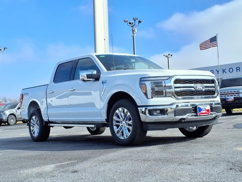 New 2025 Ford F150 Lariat w/ Equipment Group 501A Mid image 3
