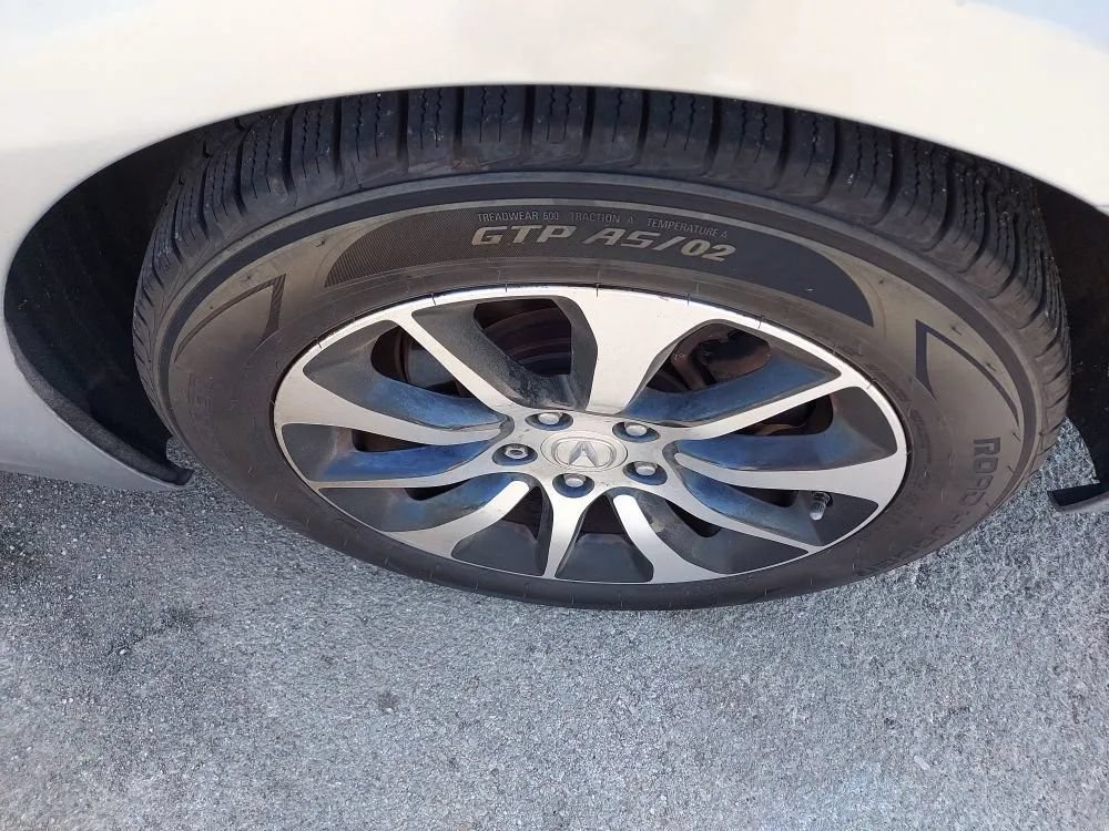 Used 2015 Acura TLX FWD image 12