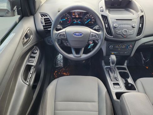 Used 2018 Ford Escape S image 27