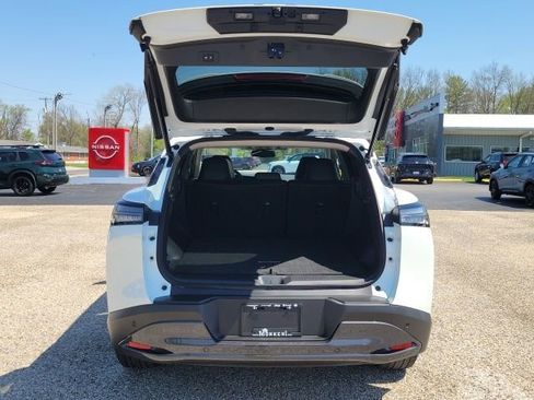 Certified 2025 Nissan Murano SL image 8