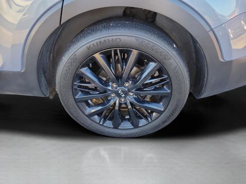 Used 2020 Kia Telluride SX w/ SX Prestige Package image 8