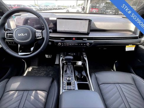 New 2025 Kia Sorento SX Prestige image 6