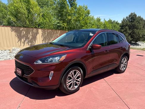 Used 2021 Ford Escape SEL AWD/4WD image 4