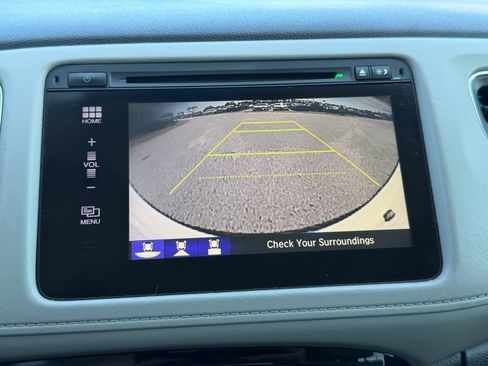 Used 2017 Honda HR-V EX image 22