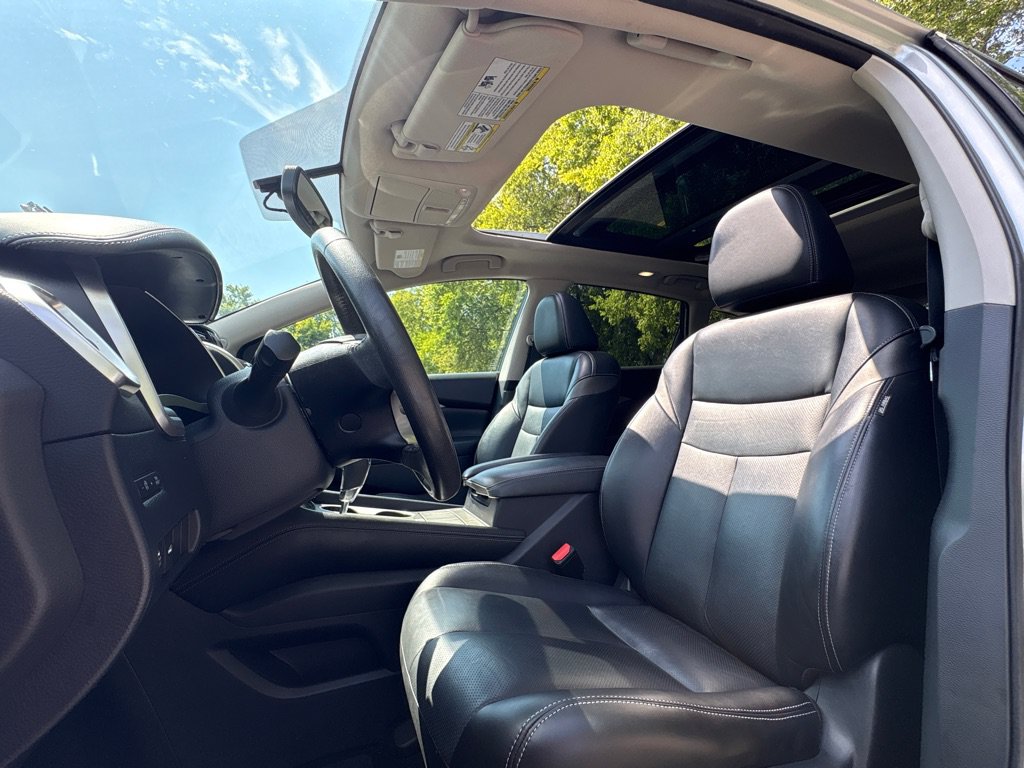 Used 2017 Nissan Murano SL w/ SL Technology Package FWD image 19
