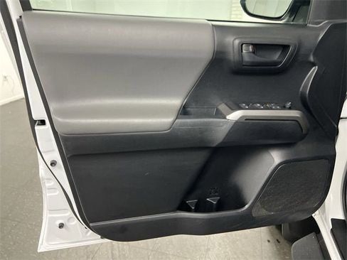 Used 2022 Toyota Tacoma SR5 image 20