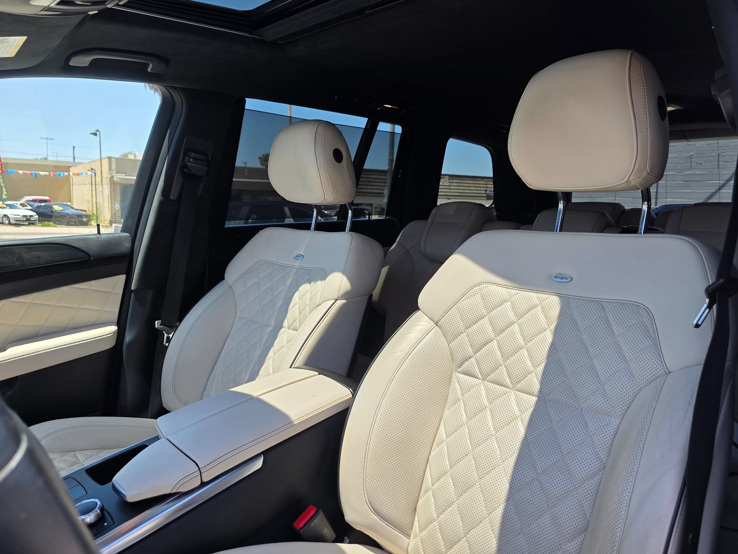 Used 2015 Mercedes-Benz GL 450 4MATIC w/ Parking Assist Package image 17