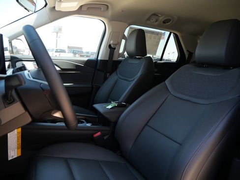 New 2026 Ford Explorer Active w/ Active Comfort Package AWD/4WD image 17