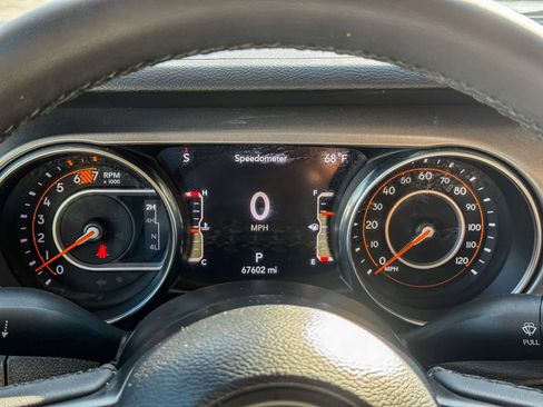 Used 2023 Jeep Wrangler Willys image 19