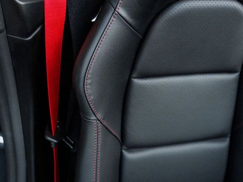 Used 2019 Porsche 911 Speedster RWD image 26