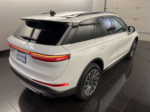 New 2026 Lincoln Corsair Reserve image 6