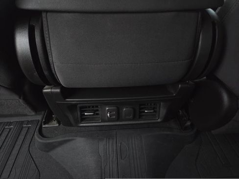 Used 2021 GMC Sierra 1500 SLE RWD image 20