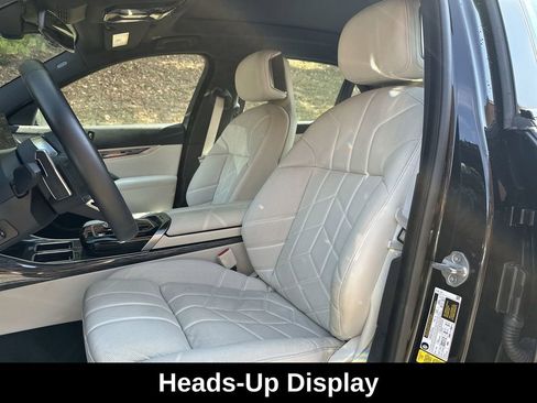 Used 2024 BMW 760i xDrive w/ Executive Package image 15