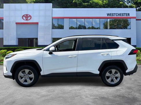 Used 2025 Toyota RAV4 XLE image 7