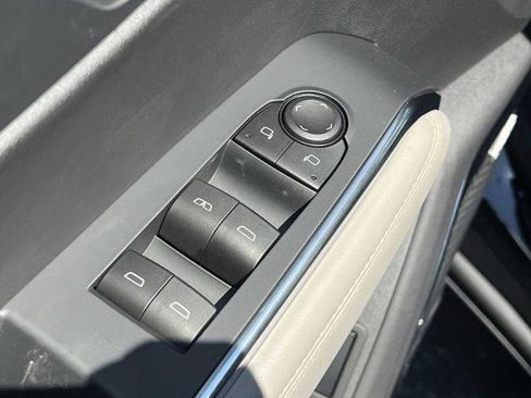 New 2026 GMC Acadia Elevation w/ Elevation Premium Package image 17