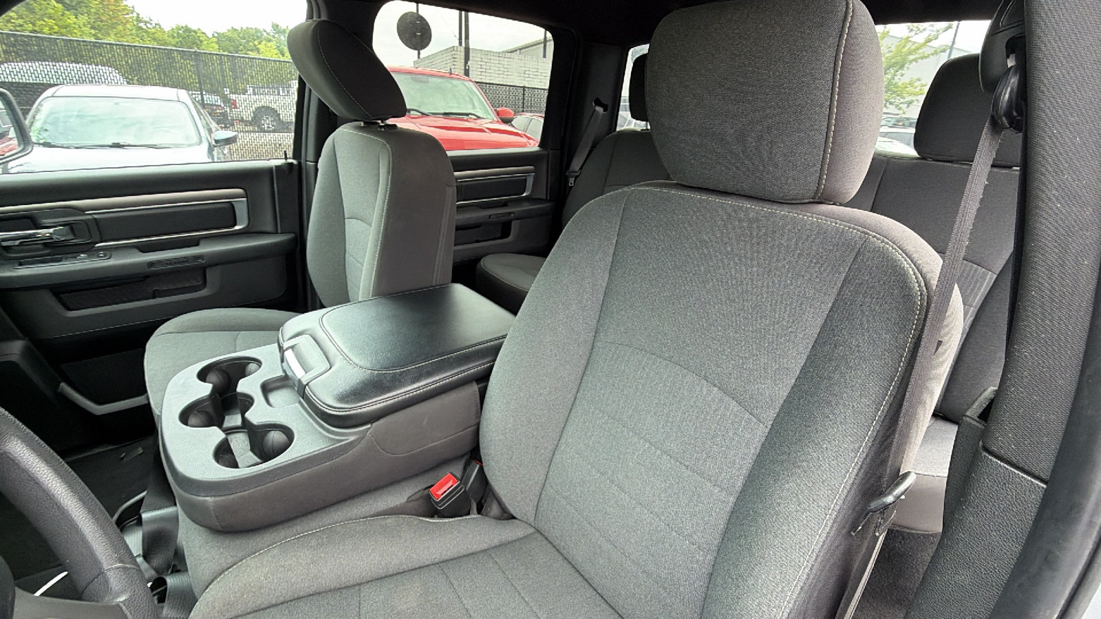 Used 2024 RAM 1500 Warlock RWD image 17