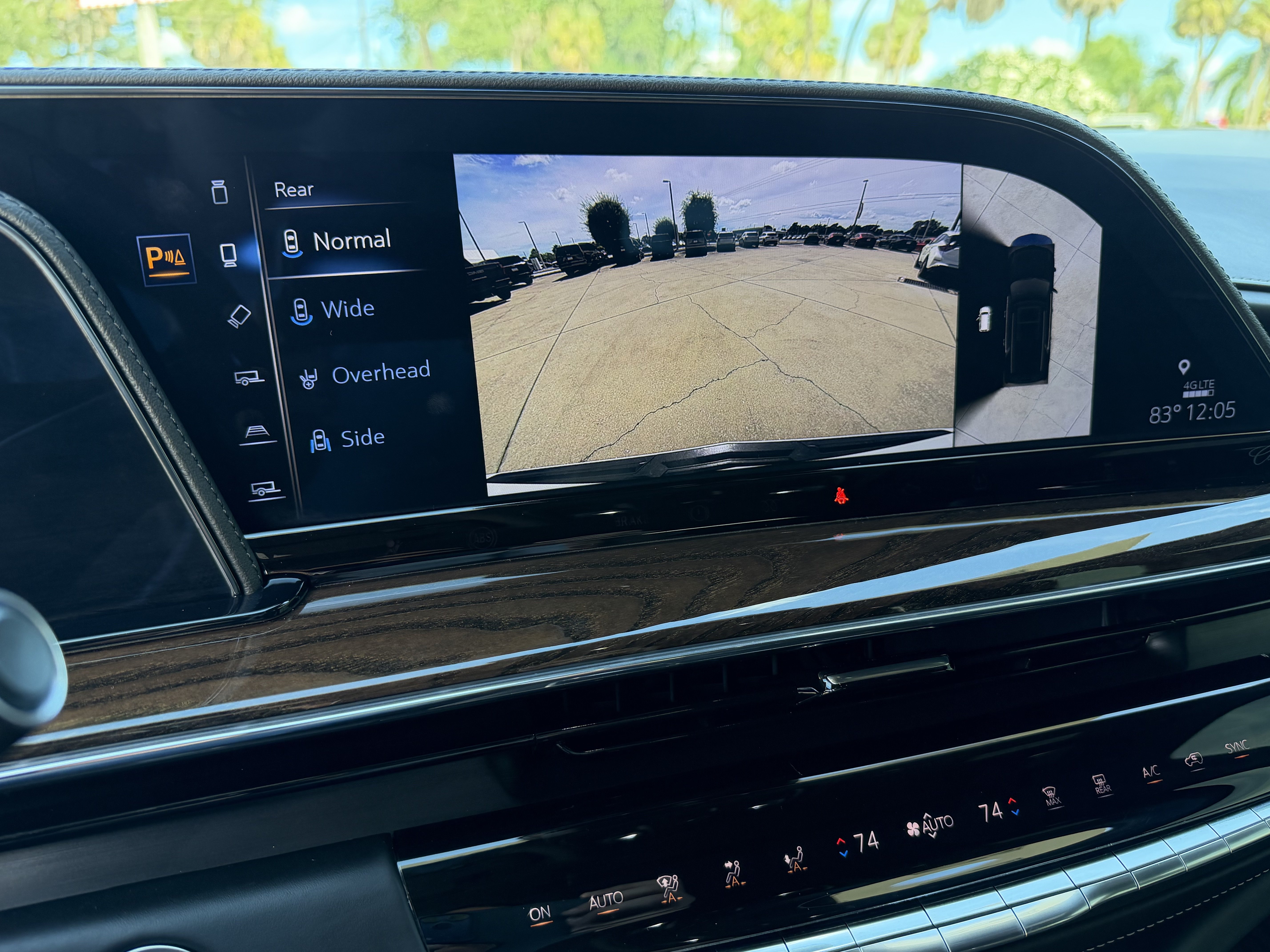 Certified 2022 Cadillac Escalade ESV Sport Platinum w/ LPO, ONYX Package AWD/4WD image 34