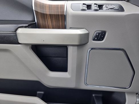 Certified 2017 Ford F150 Lariat image 21